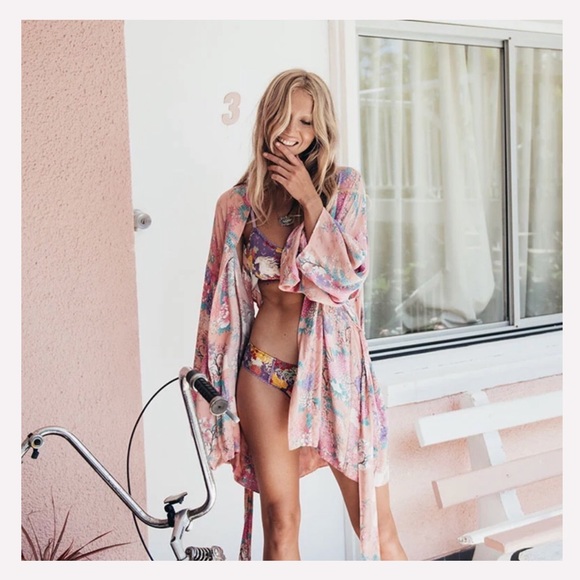 🦄Wild Horses Bohemian Gypsy Kimono/Robe/CoverUp🦄 - Picture 3 of 7